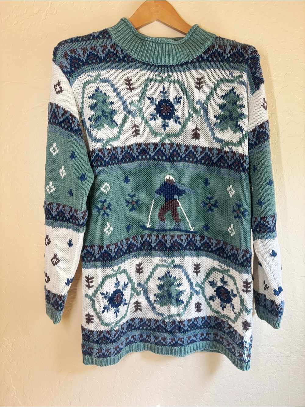 Vintage North Crest 90s Ski Sweater Nordic Fair Isle Skier Novelty Knit